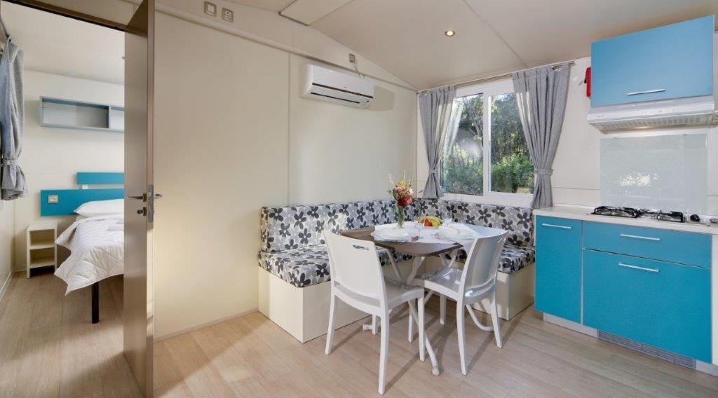 Mobile Homes Lussmarin Mali Lošinj Exterior foto